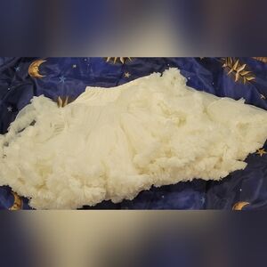 Vintage Sams Petticoat Size Medium Many Layers